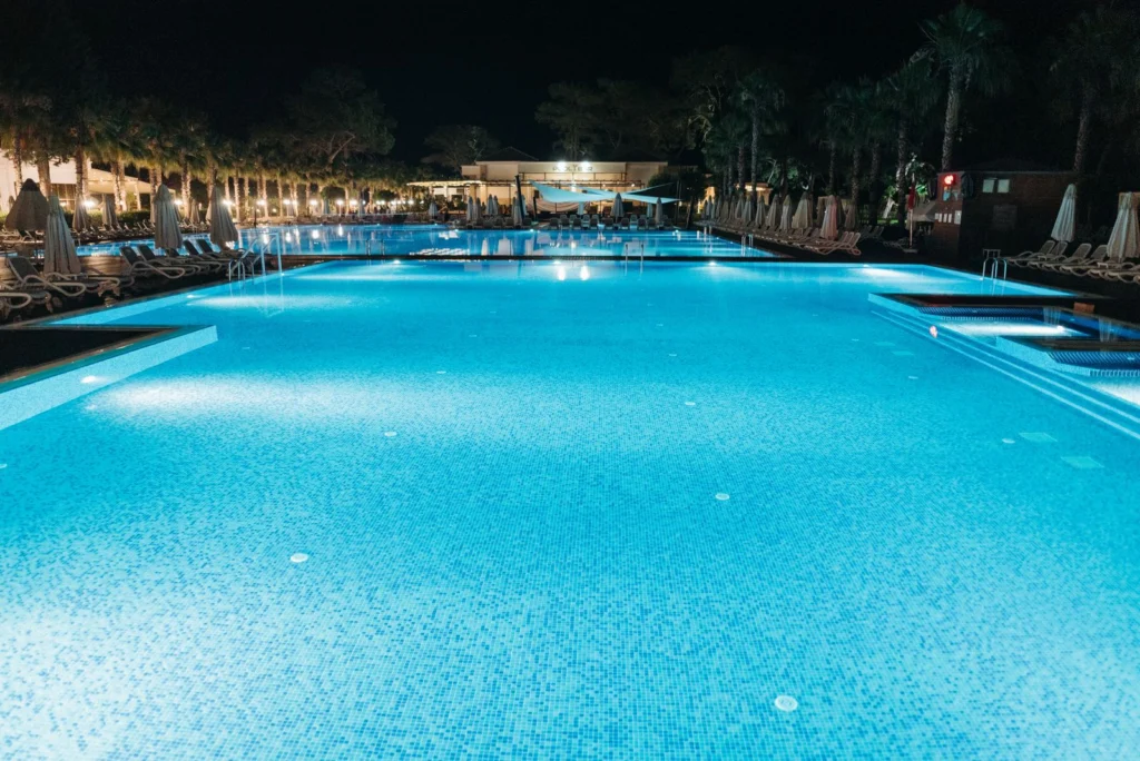 Calcul du volume de piscine en mètres cubes