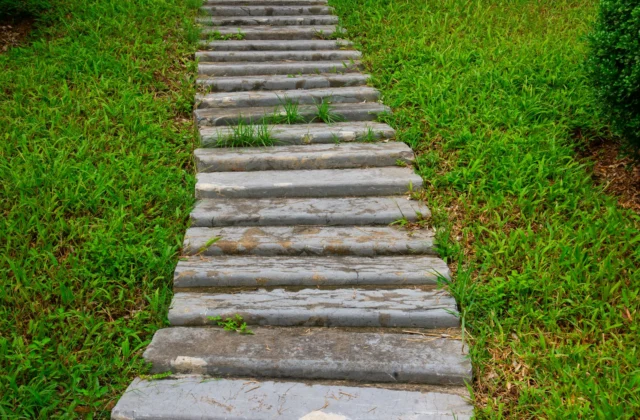 Escalier extérieur : dimensions, sécurité et matériaux