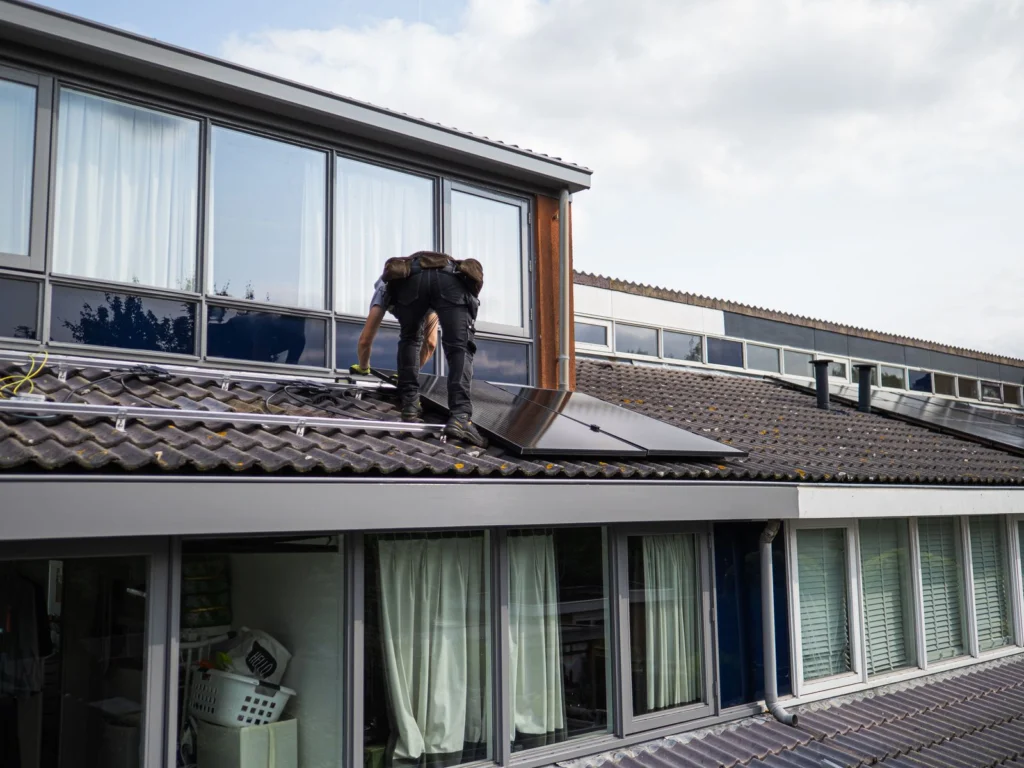 Installation de panneaux photovoltaïques