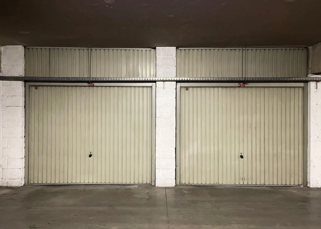 Portes de garage fermées